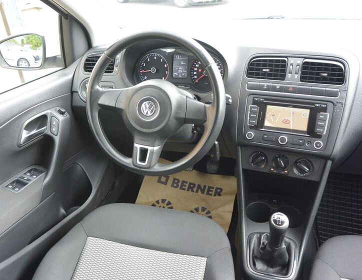 Volkswagen Polo 12