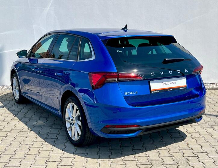 Škoda Scala 8