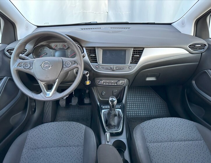 Opel Crossland X 16