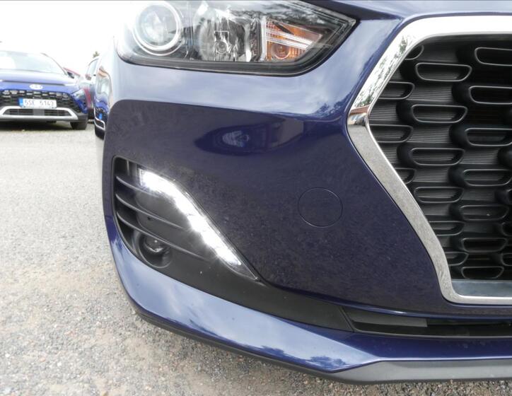 Hyundai i30 4