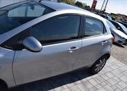 Mazda 2 9