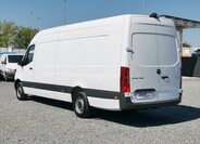 Mercedes-Benz Sprinter 4