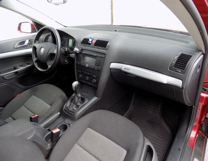 Škoda Octavia 15