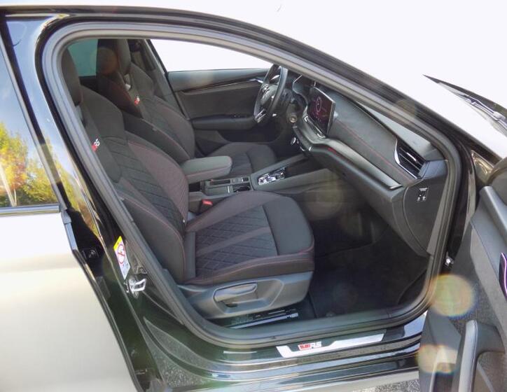 Škoda Octavia 16