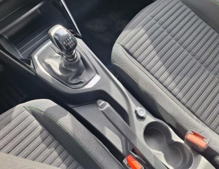 Peugeot 2008 14