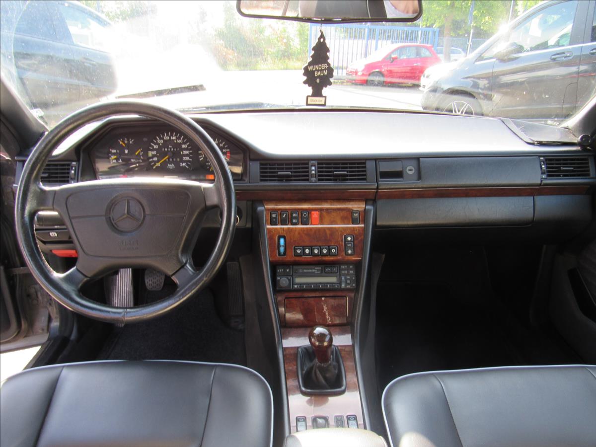 Mercedes-Benz Třídy E