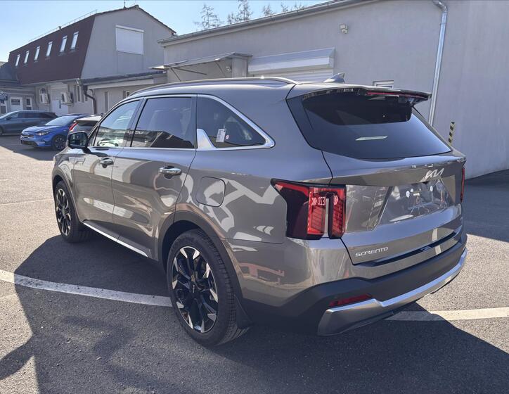 KIA Sorento 5