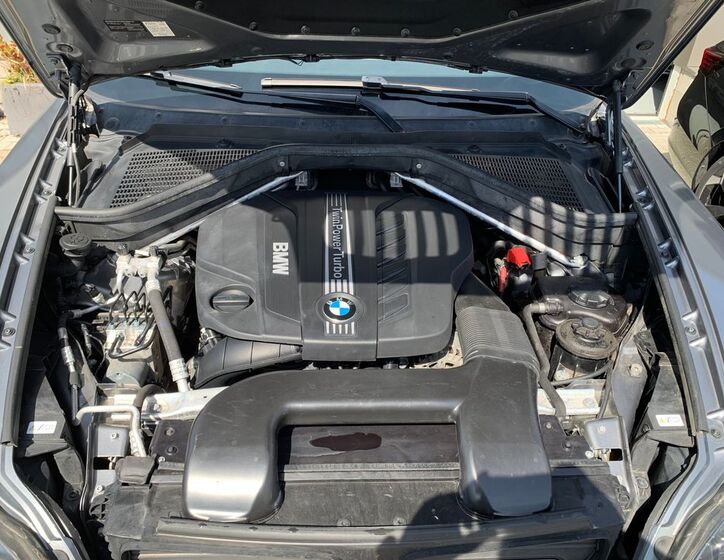 BMW X6 29