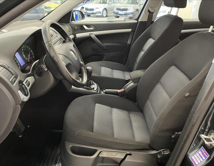 Škoda Octavia 13