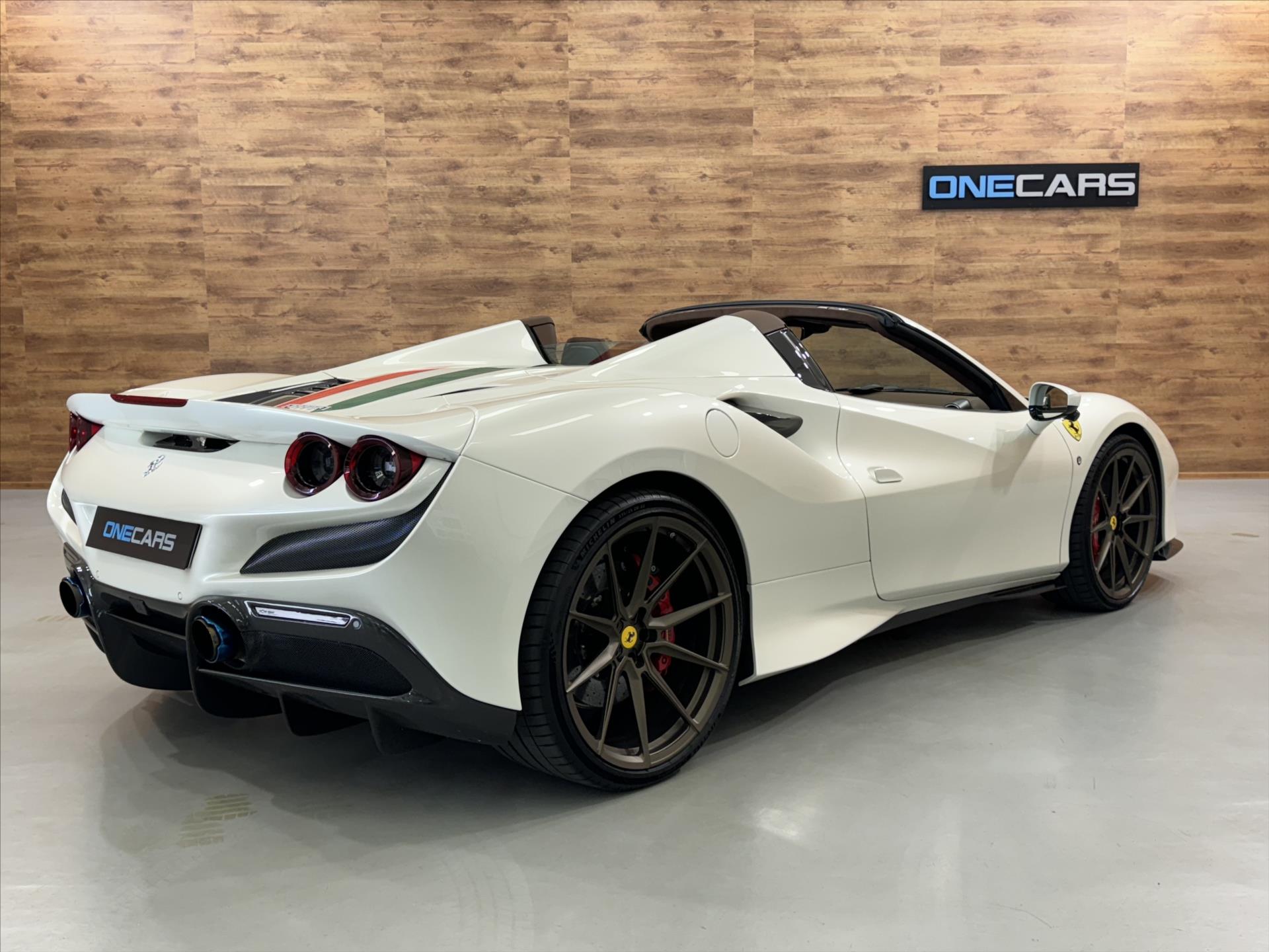 Ferrari F8