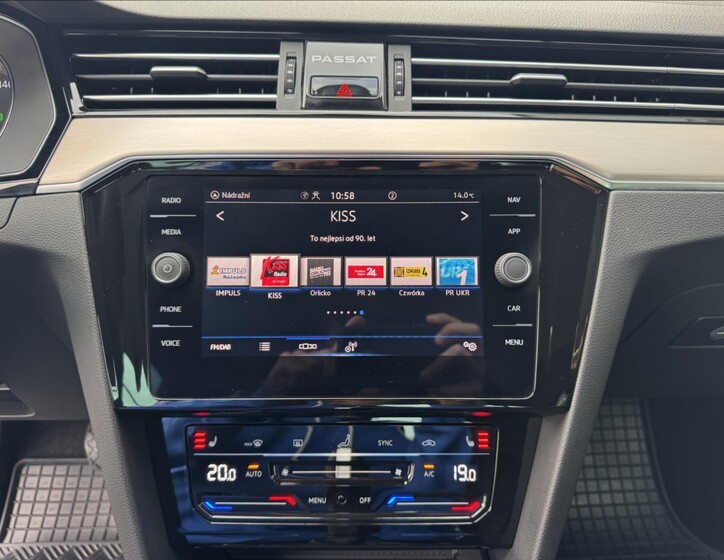 Volkswagen Passat 33