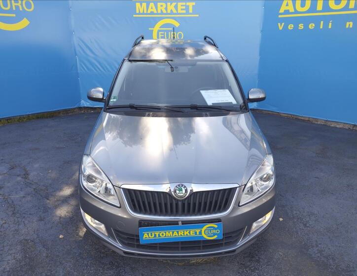 Škoda Roomster 2