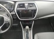 Suzuki SX4 S-Cross 10