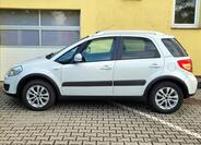 Suzuki SX4 8