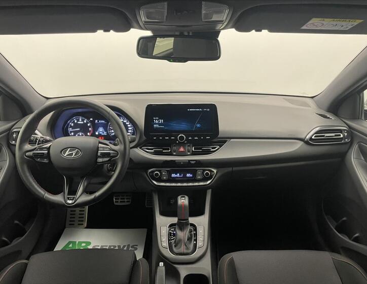 Hyundai i30 15