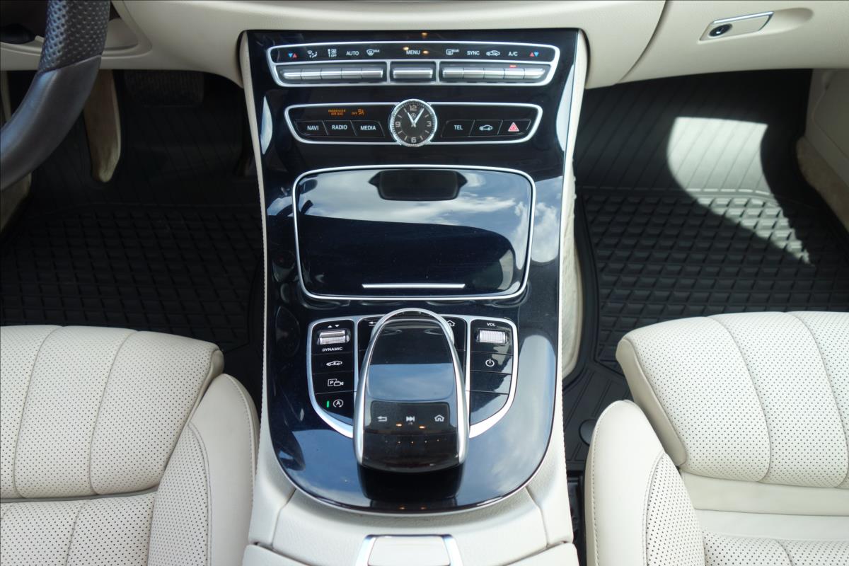 Mercedes-Benz Třídy E
