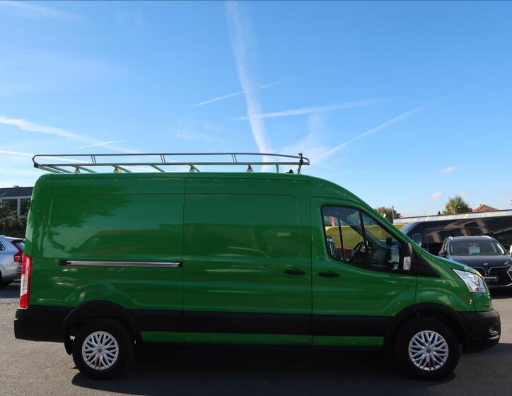 Ford Transit 5