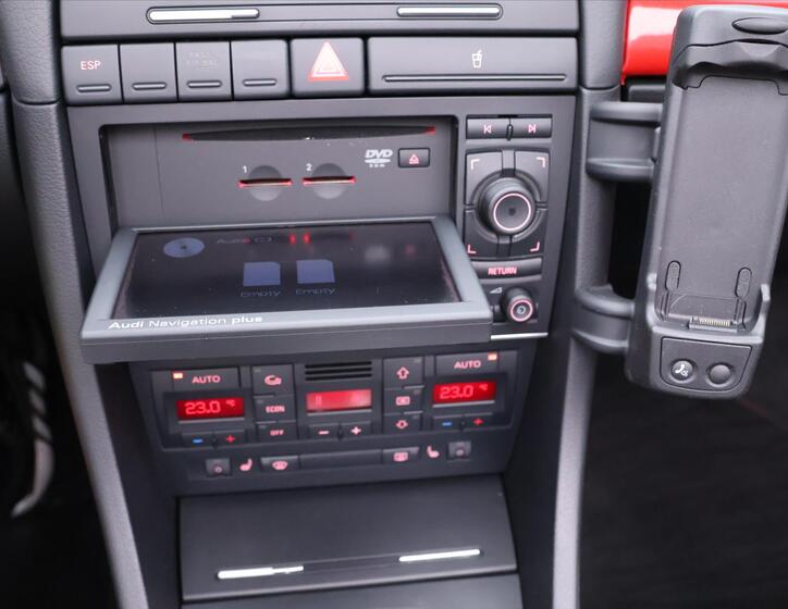 Audi A4 27