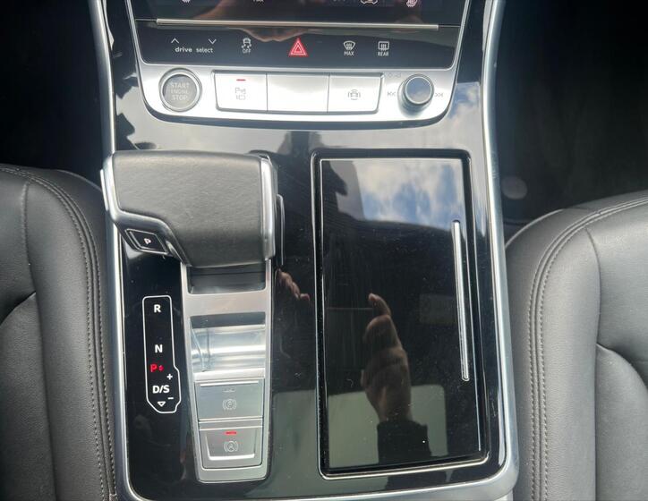 Audi Q7 21