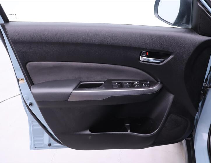 Suzuki Vitara 11