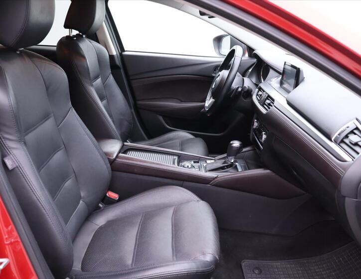 Mazda 6 13