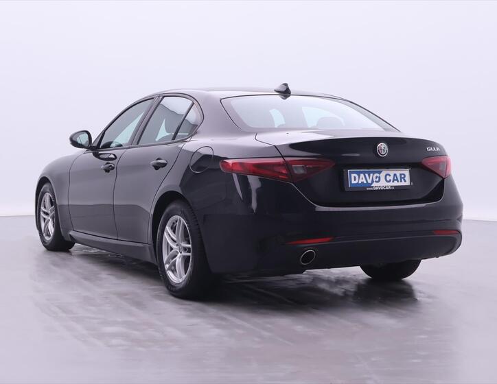 Alfa Romeo Giulia 5