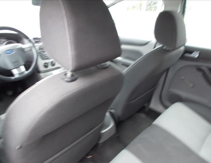 Ford Focus 14