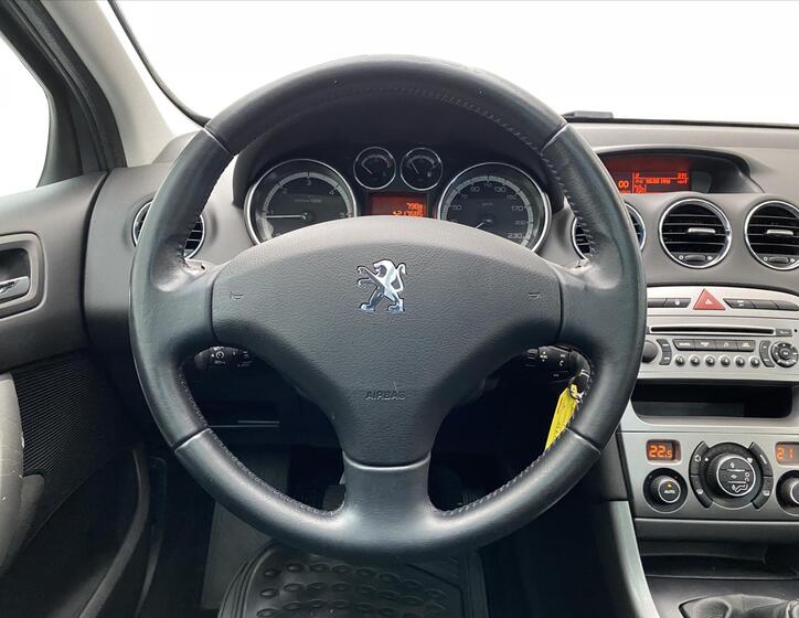 Peugeot 308 10