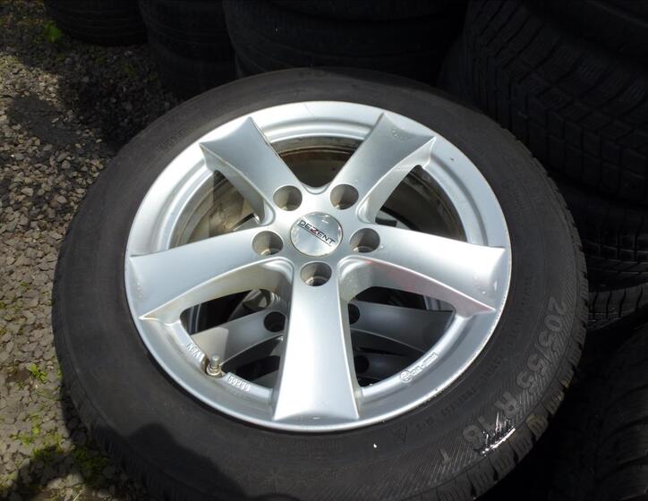 Hyundai i30 50