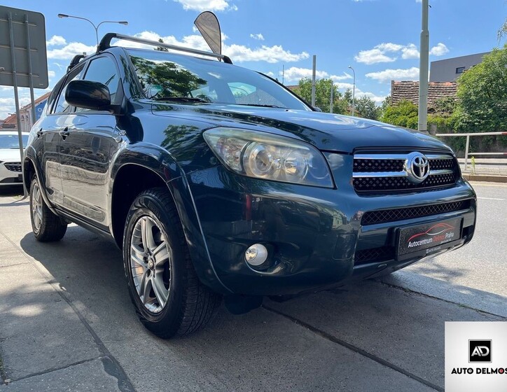 Toyota RAV4 9