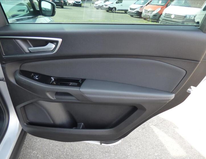Ford S-MAX 54