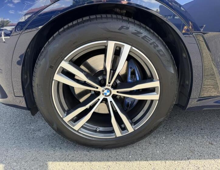 BMW X6 4