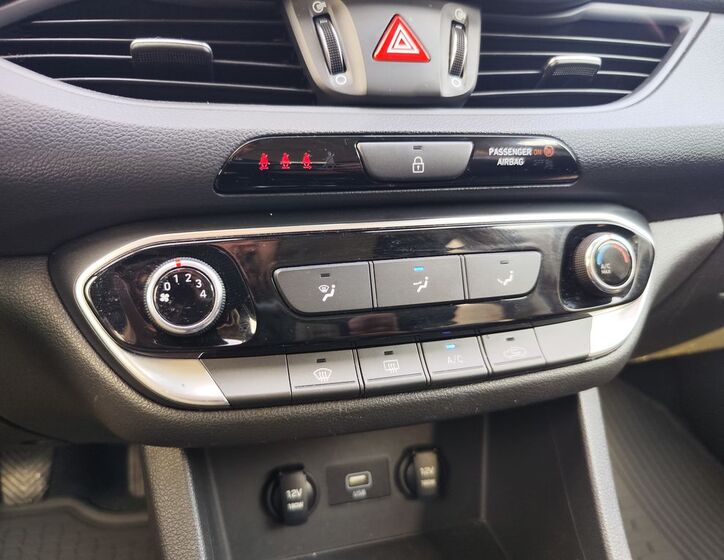 Hyundai i30 15