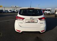 Hyundai ix20 4