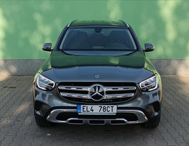 Mercedes-Benz GLC 10