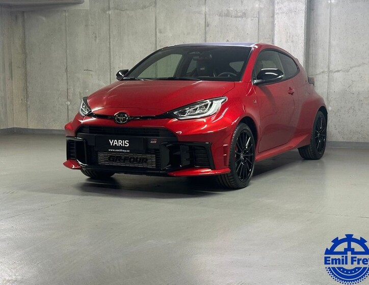 Toyota Yaris 1