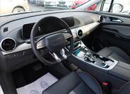 Dongfeng U-Tour 9