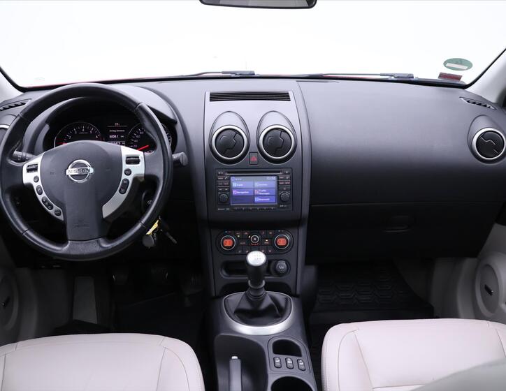 Nissan Qashqai 33