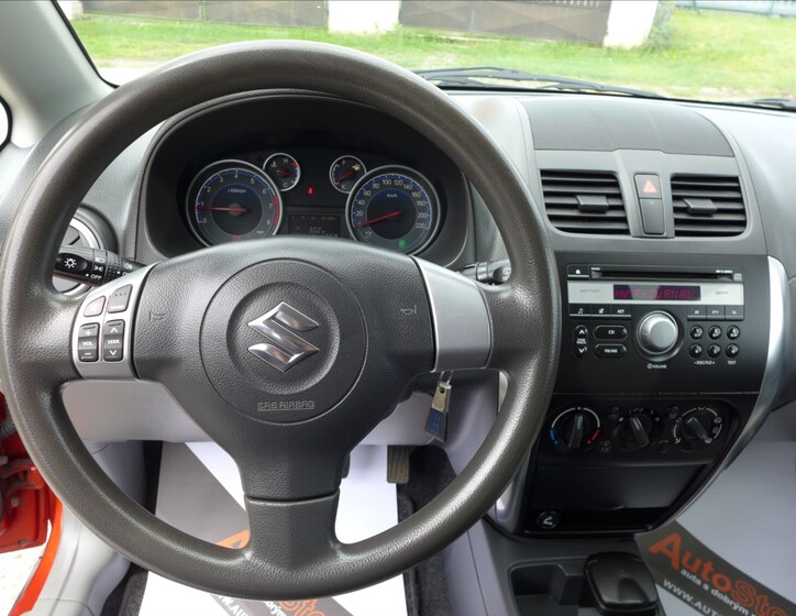 Suzuki SX4 15