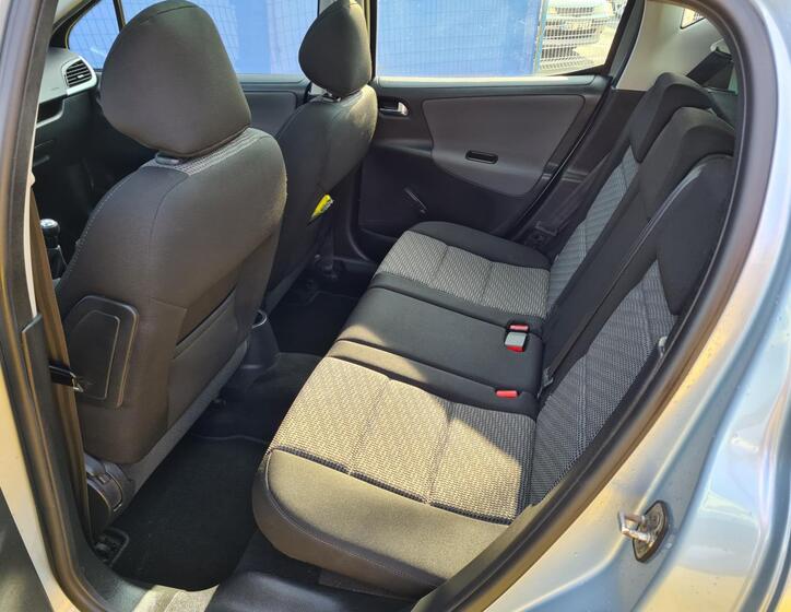 Peugeot 207 9
