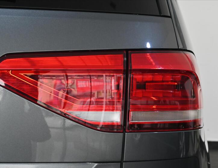 Volkswagen Touran 34