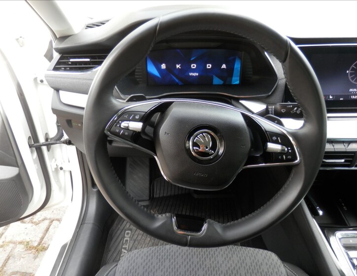 Škoda Octavia 10
