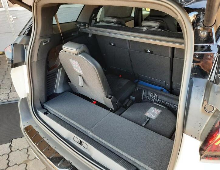 Peugeot 5008 7