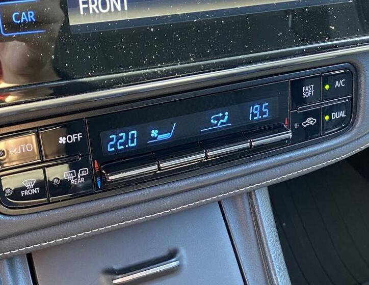 Toyota Corolla 24