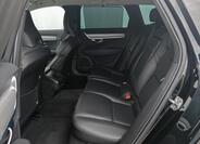 Volvo V90 2