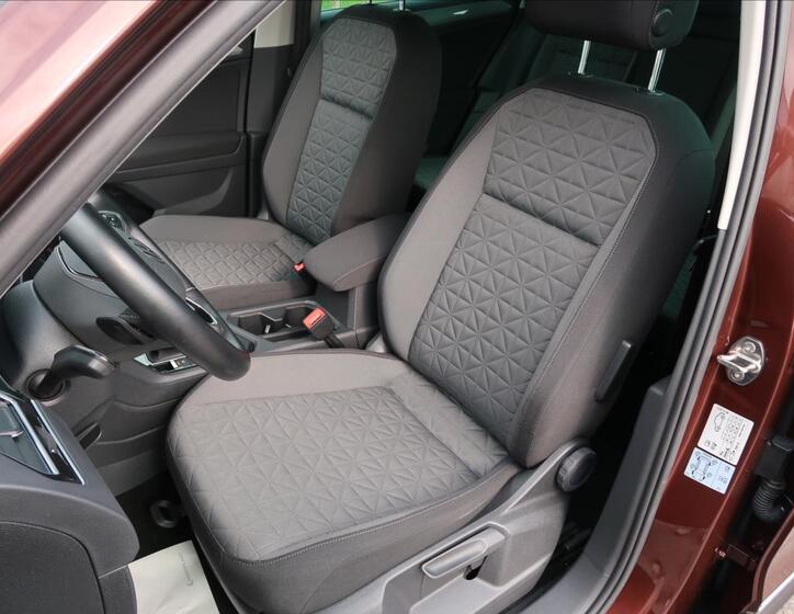 Volkswagen Tiguan 10