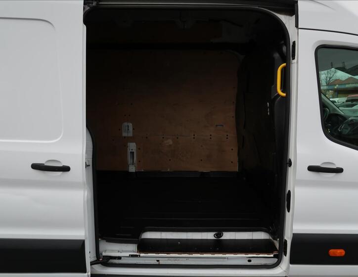 Ford Transit 17