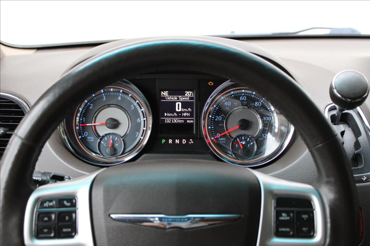 Chrysler Town & Country