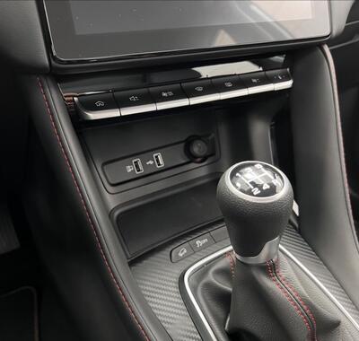 MG ZS 10
