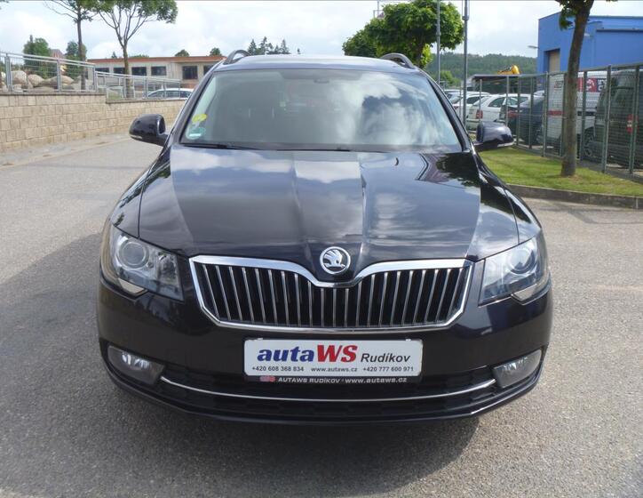 Škoda Superb 2